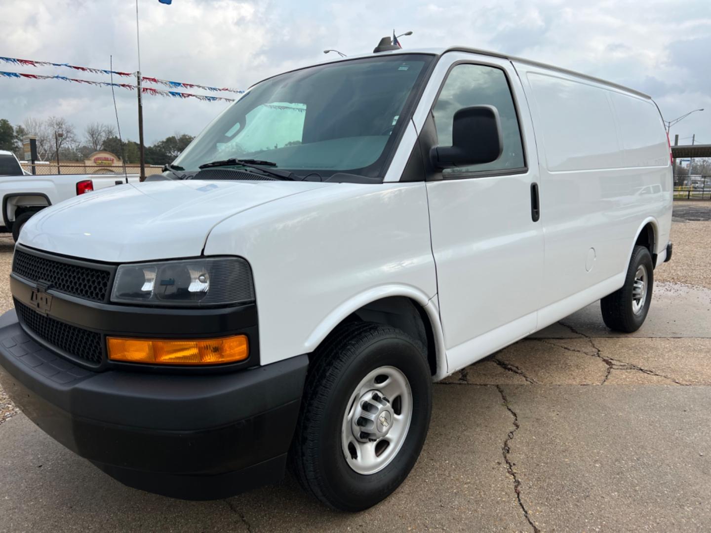 2021 White /Gray Chevrolet Express (1GCWGAFP0M1) with an 4.3L V6 engine, Automatic transmission, located at 4520 Airline Hwy, Baton Rouge, LA, 70805, (225) 357-1497, 30.509325, -91.145432 - 2021 Chevy Express 2500 Cargo Van 4.3 V6 152K Miles, Power Windows & Locks, Cold A/C & Heat, Dent In Rear Bumper(See Pic). NO IN HOUSE FINANCING. FOR INFO PLEASE CONTACT JEFF AT 225 357-1497 CHECK OUT OUR A+ RATING WITH THE BETTER BUSINESS BUREAU WE HAVE BEEN A FAMILY OWNED AND OPERATED BUSINESS AT - Photo#0